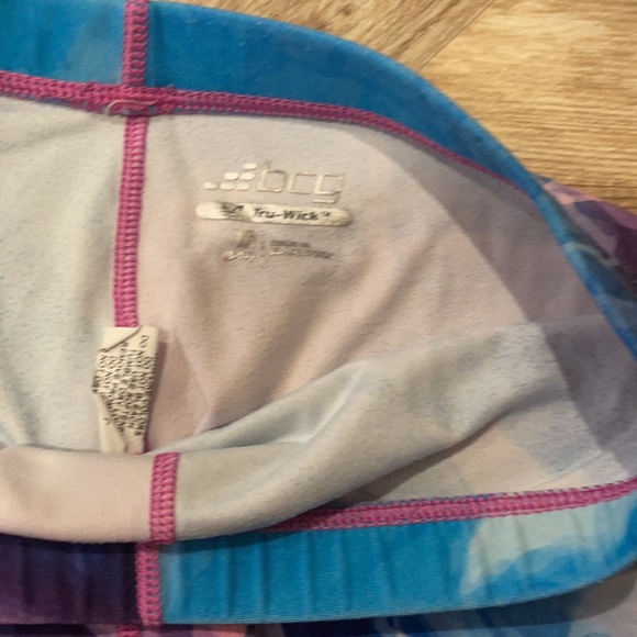 Multi Colored sports bra and spandex - Picture 4 of 4